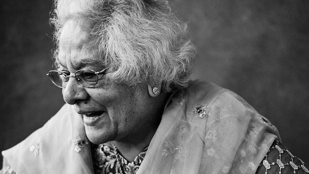 Black and white image of an older South Asian woman.